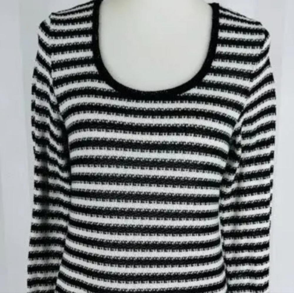 1x Bobbie Brooks Plus Sweater